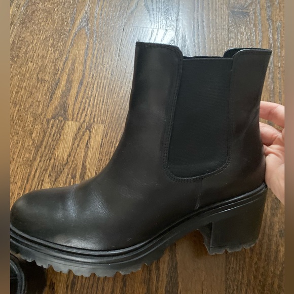 Geox Lug Boot - Picture 8 of 9